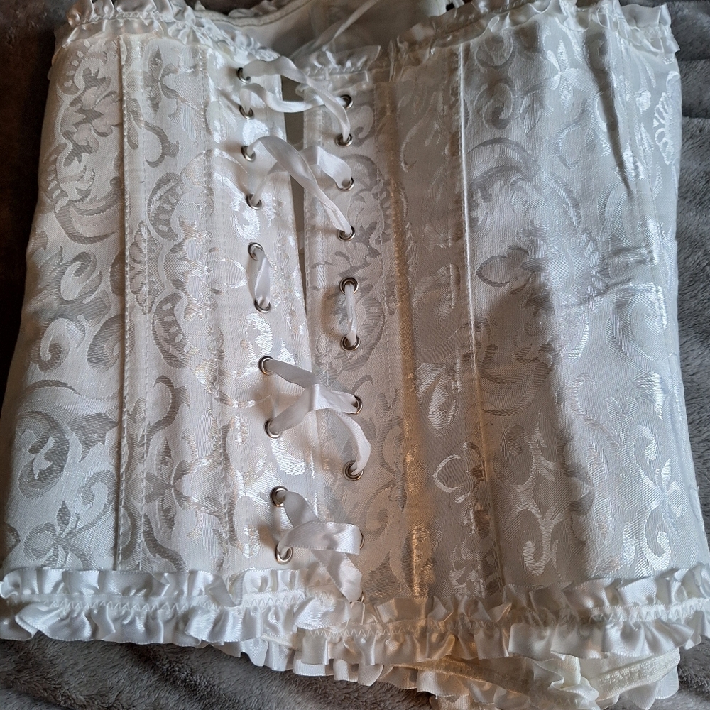 Chic White Brocade Lace-Up Corset Shapewear